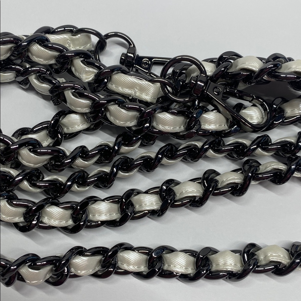 Lug Metallic Diamond Chain Strap - Picture 2 of 2